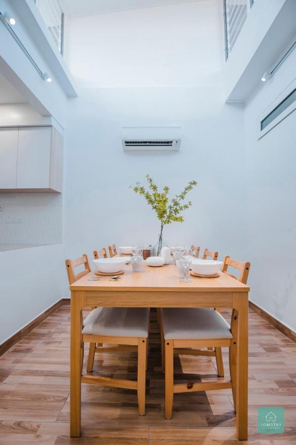 Jomstay Muji 19 & 7 Inn Ipoh Garden 8-10 Pax Exterior photo