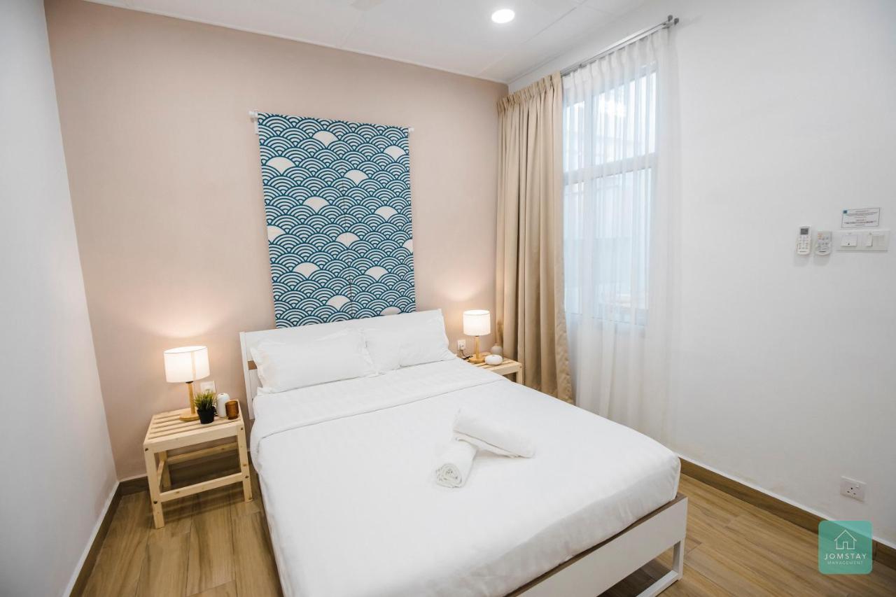 Jomstay Muji 19 & 7 Inn Ipoh Garden 8-10 Pax Exterior photo