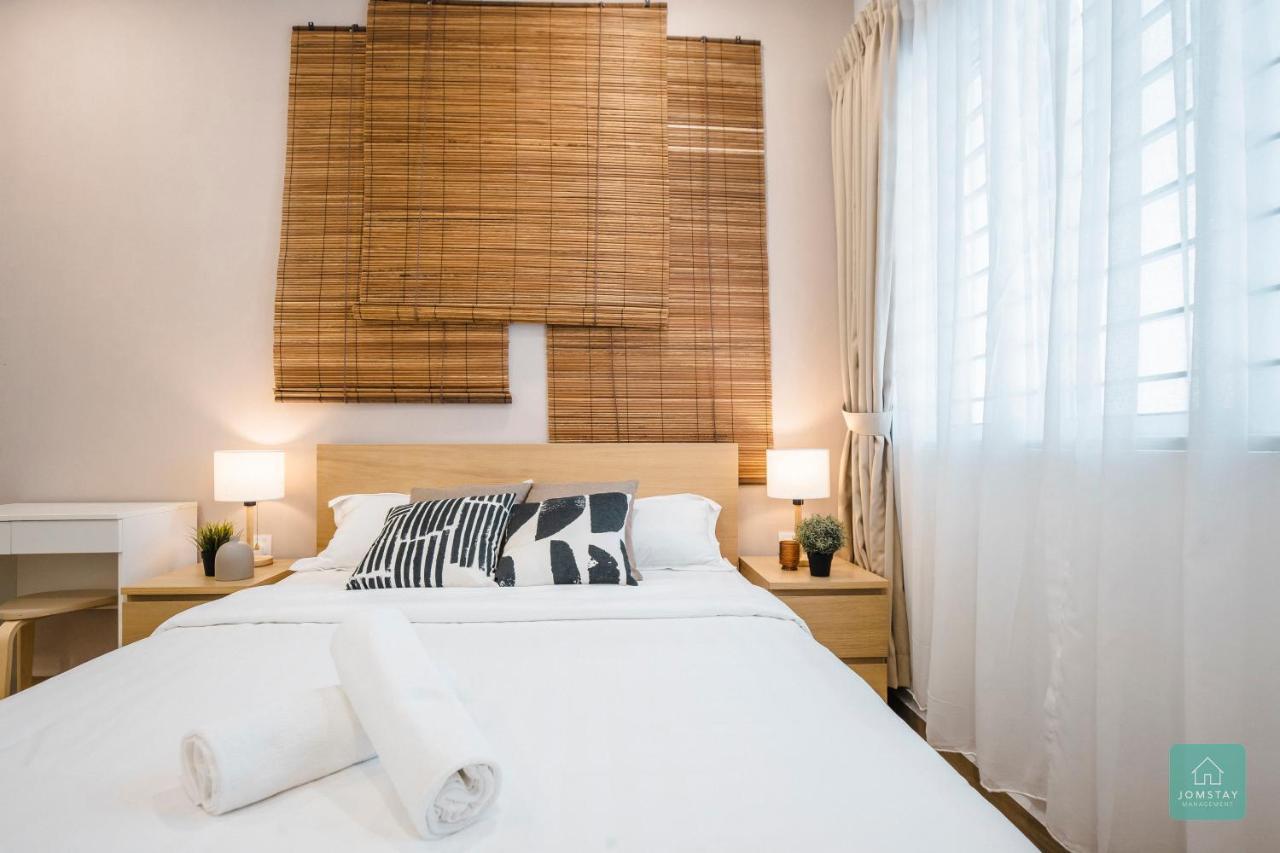 Jomstay Muji 19 & 7 Inn Ipoh Garden 8-10 Pax Exterior photo